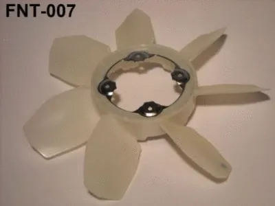 FNT007 AISIN Крильчатка вентилятора TOYOTA FJ CRUISER, FORTUNER, LAND CRUISER PRADO 4.0 12.02-
