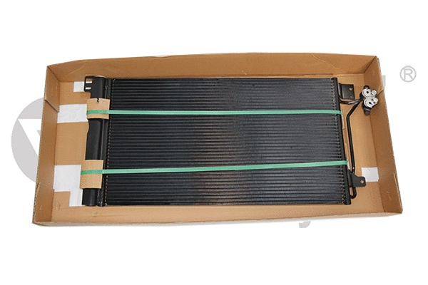 88201352401 VIKA Радиатор кондиционера