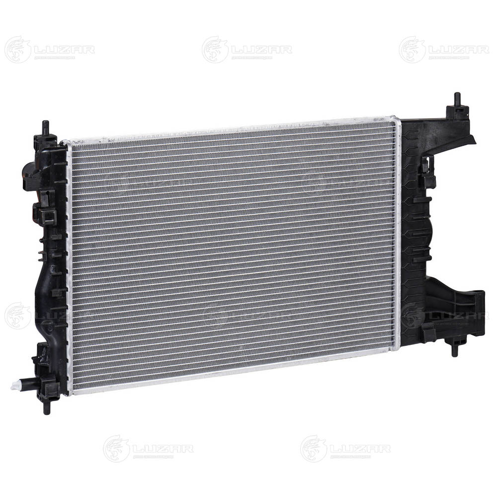 LRC05153 LUZAR Радиатор двигателя